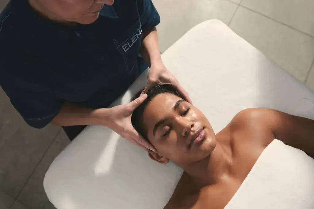 ELEMIS EXPERT™  PEACEFUL PREGNANCY MASSAGE