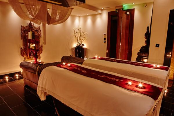 Couple | Indulgence Package