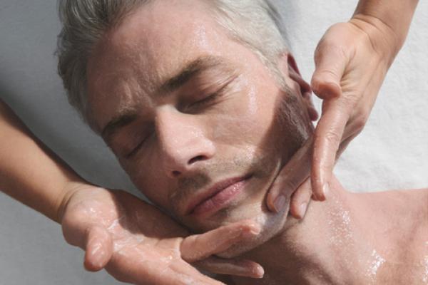50Minute - Elemis Expert touch Reveal Facial