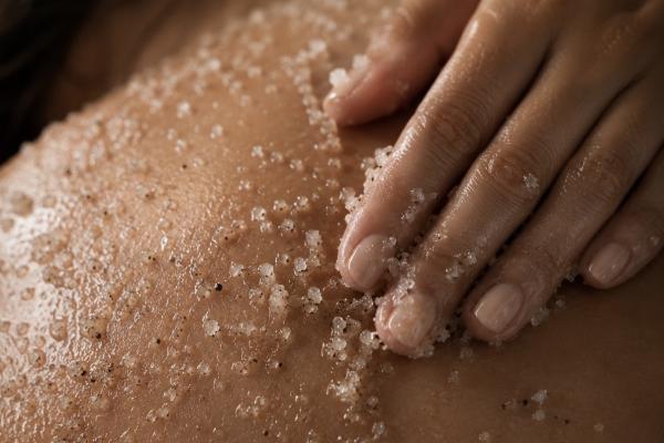 Softening Salt Glow Body Scrub