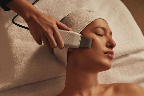 Elemis Biotech Facial: Sculpt and Firm 90min