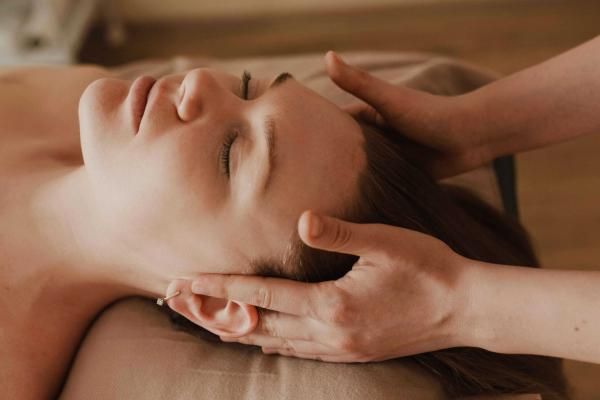 Express De-stress Facial