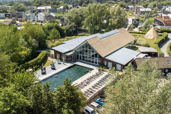 Outdoor Family Swim 1515
