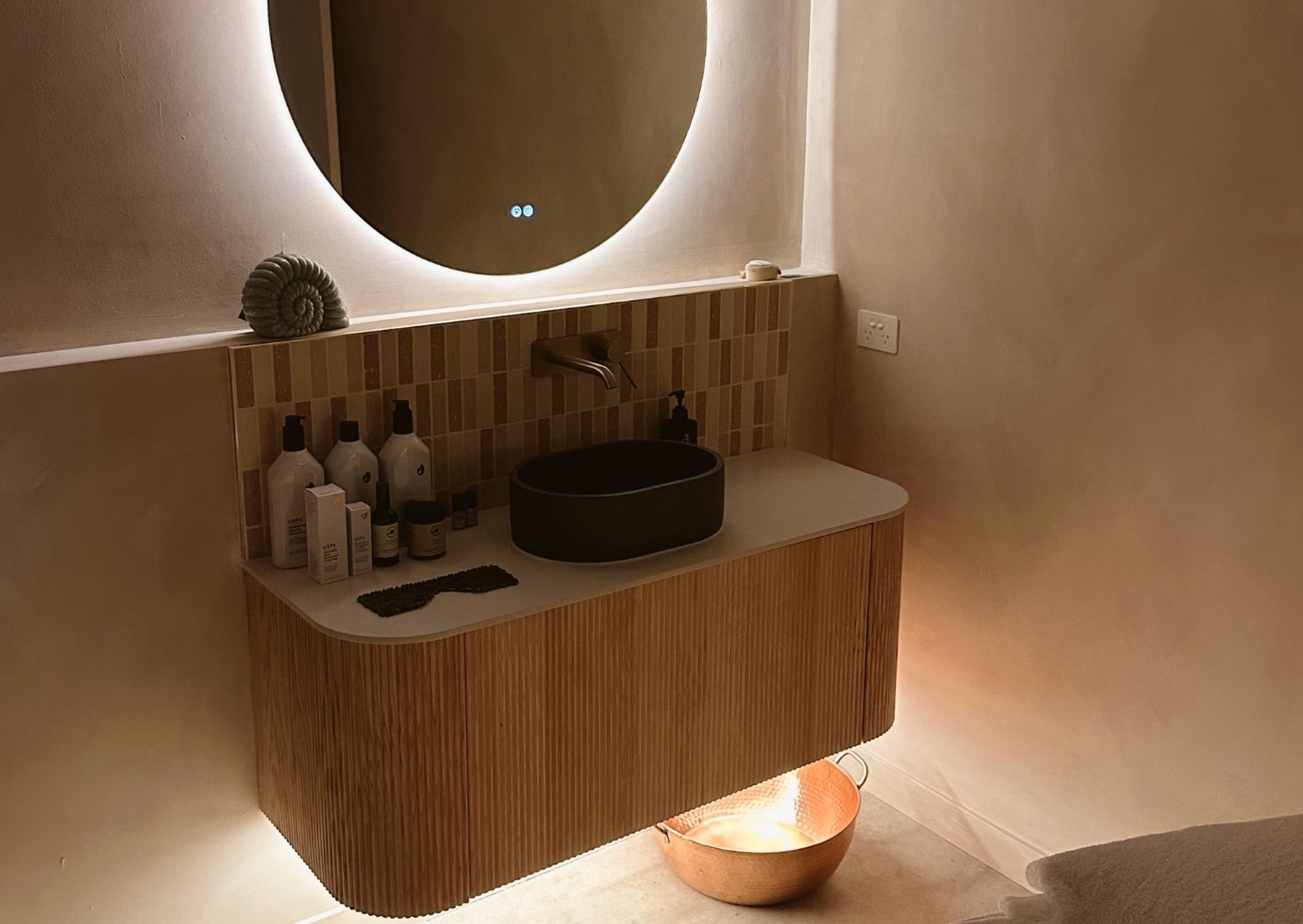 The Express Ritual - Massage & Facial 60min