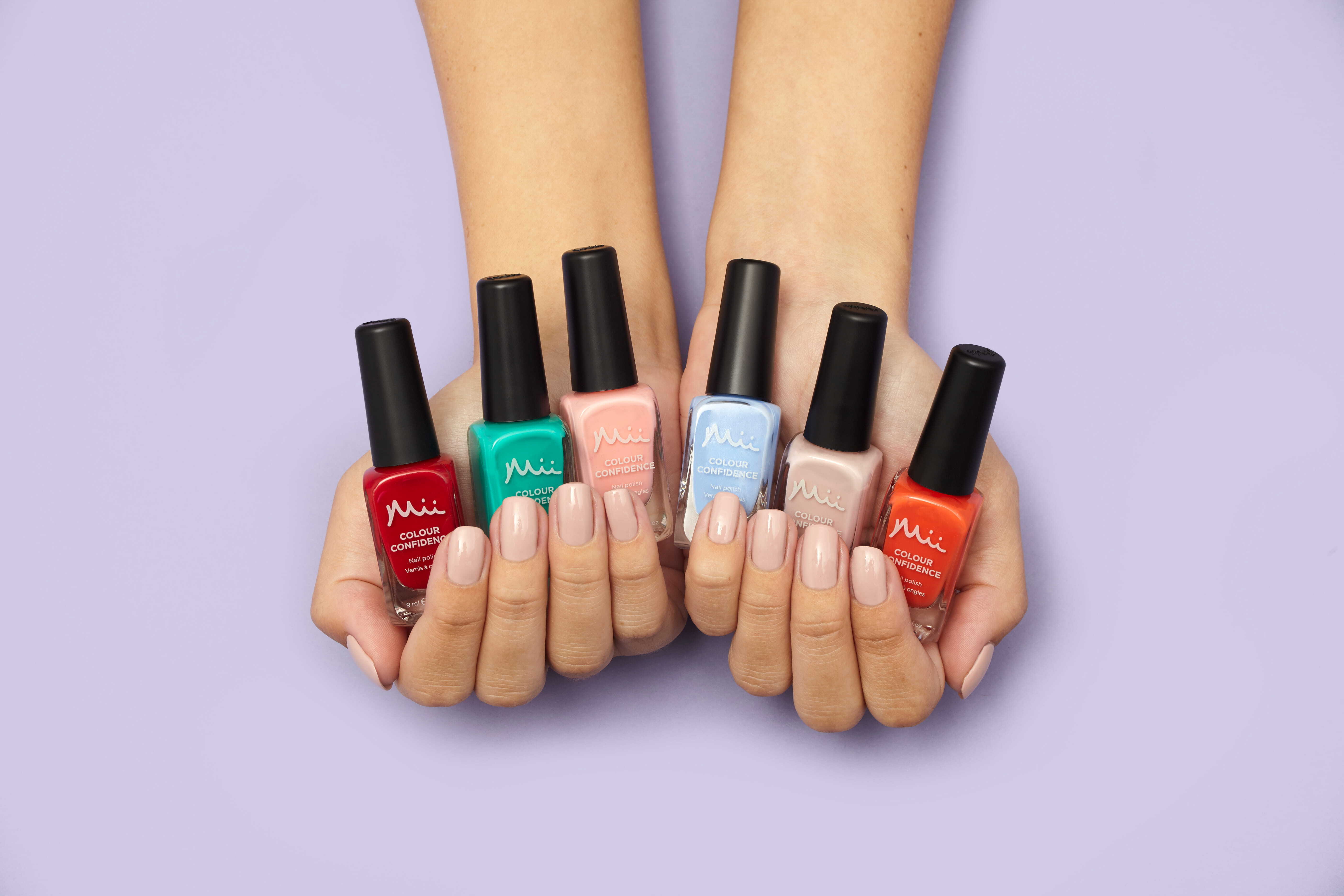 Mii Deluxe Gel Manicure 50 Minute