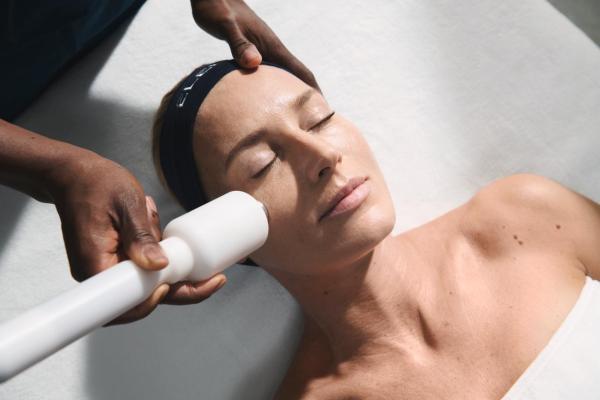 Elemis Pro Expert Tech Facial