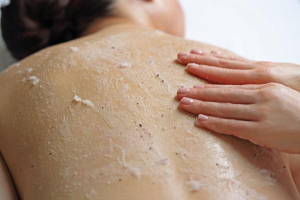Elemis full body scrub