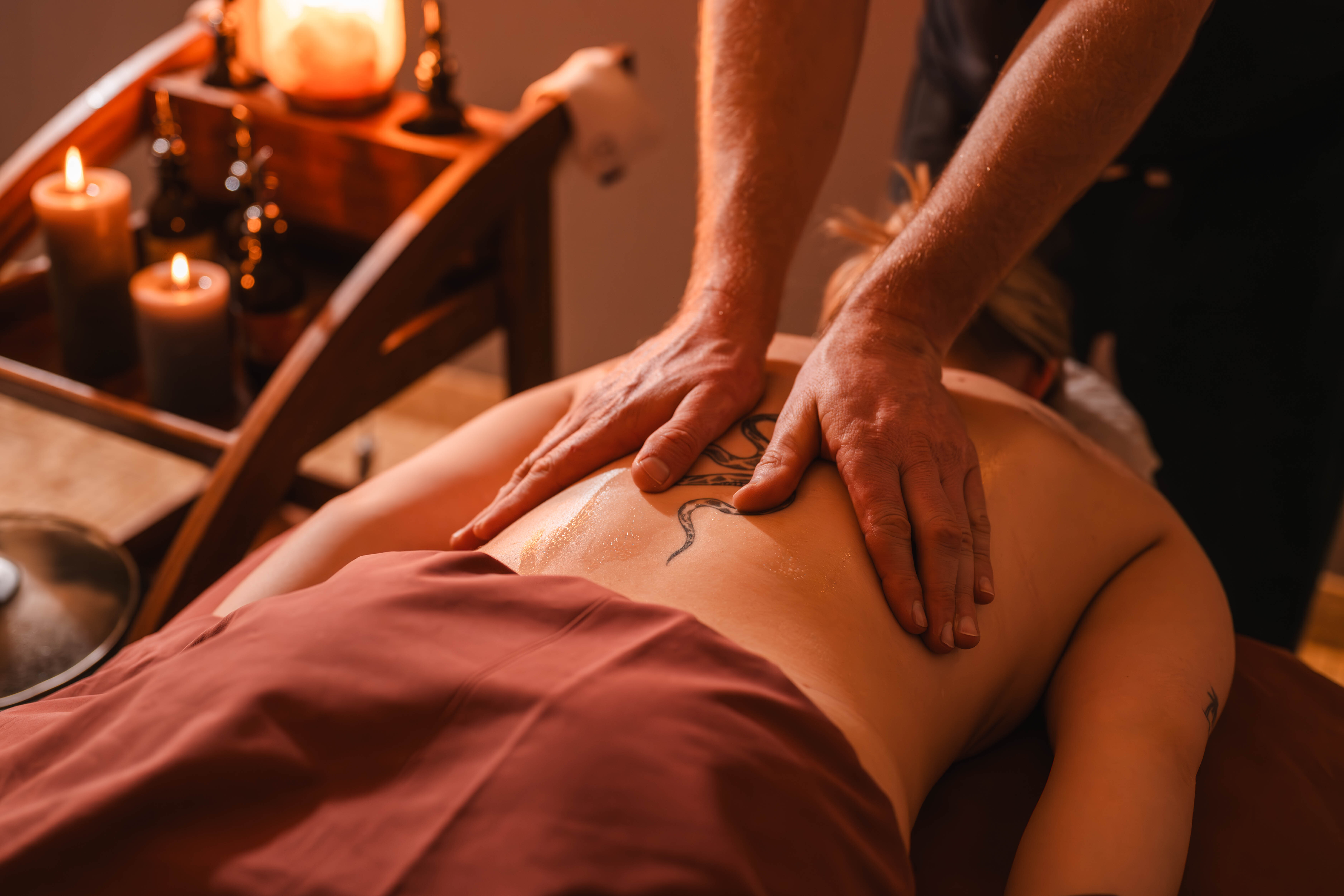 Oula Cooling Massage with CBD
