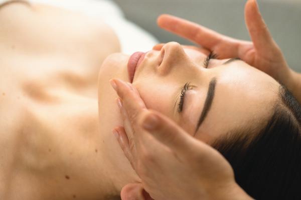 L'emblématique head spa pour Le Meurice 90 minutes