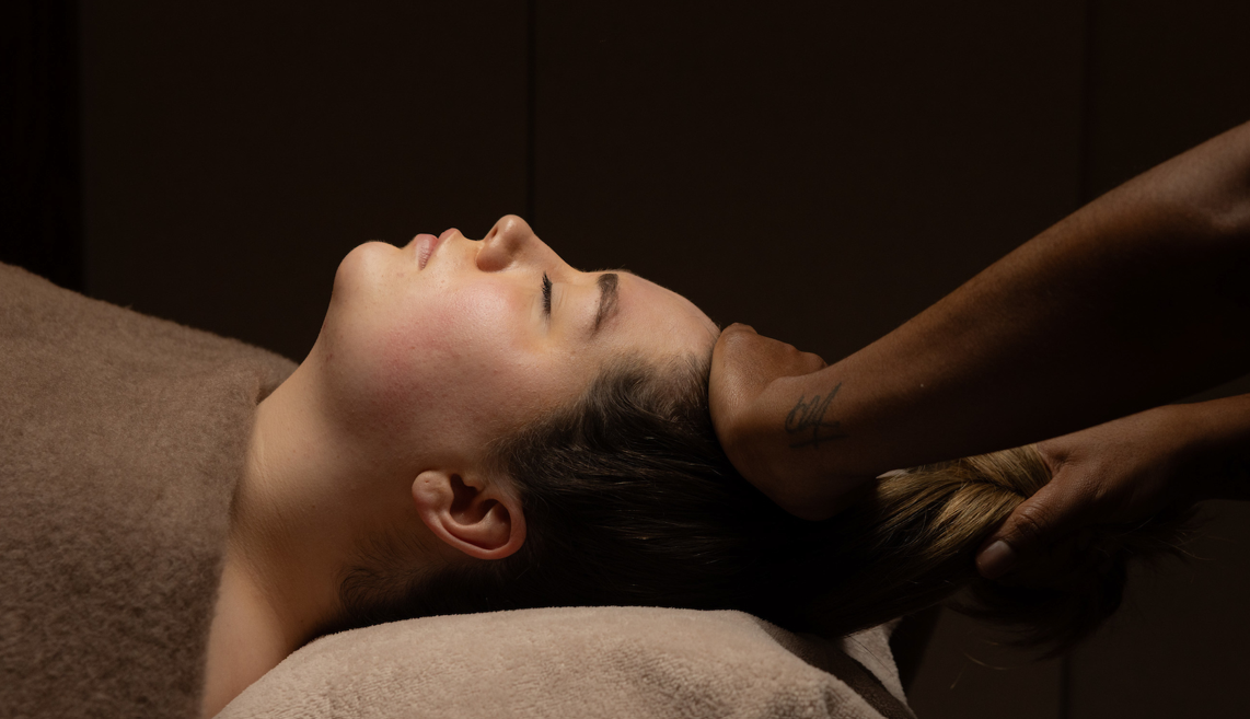Indian Head, Back Neck & Shoulder Massage