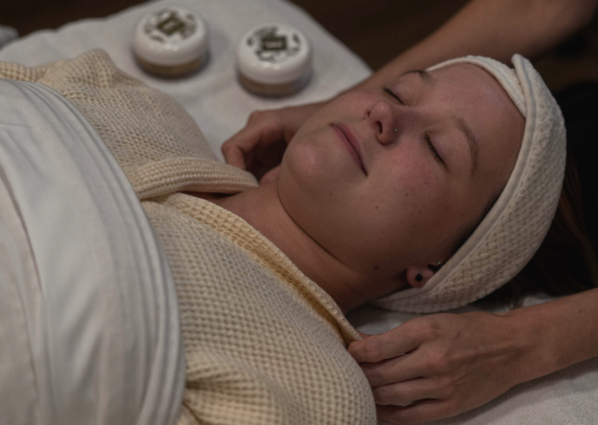Eminence Goddess Customized Facial (25+ minutes)