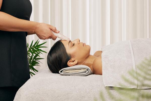 September Treatment of the Month - Detox & Glow Tonic - 50mins