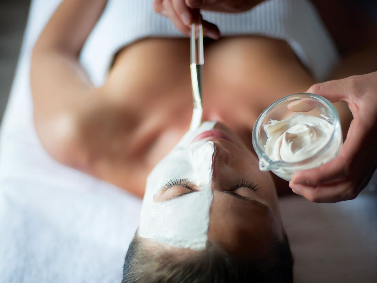 SIGNATURE Wellbeing Facial