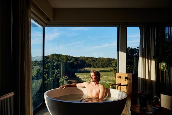 Dad's Solo Stay Gift Package - 1 night Stay, Spa & Meals Included.