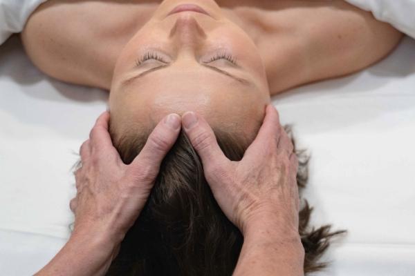 Elizabeth Manor Signature Facial (85+ minutes)