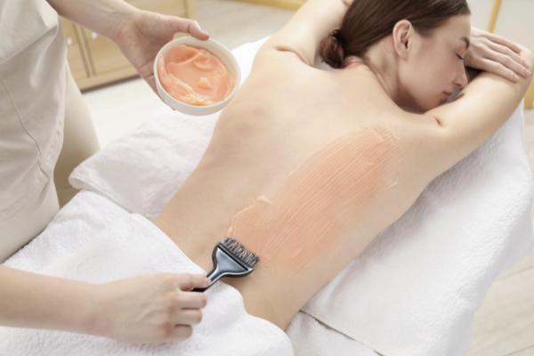 Botanical Back Facial (40+ minutes)