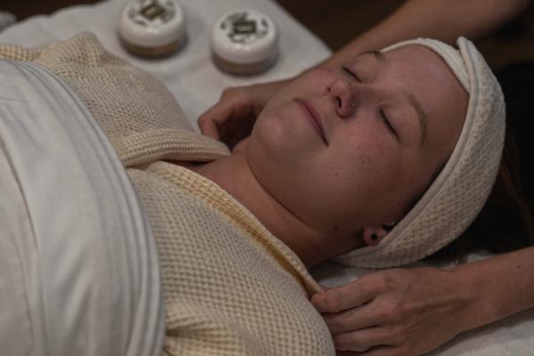 Express Goddess Facial Massage (25+ minutes)