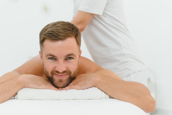 Back & Shoulders Wax
