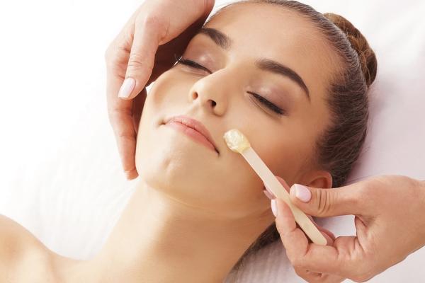 Lip & Chin Wax