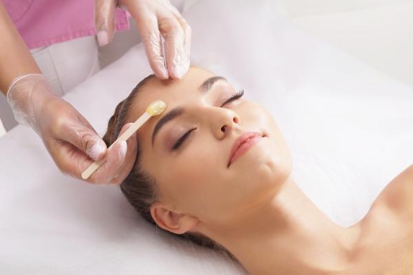 Eyebrow Wax