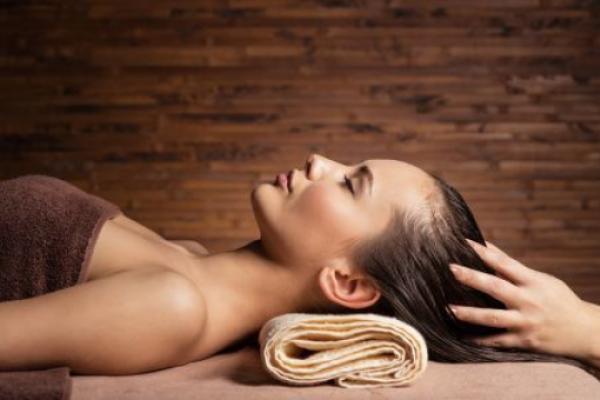 Hot Oil Scalp Massage