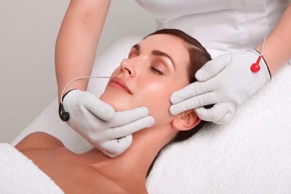 CACI Micro Touch Facial