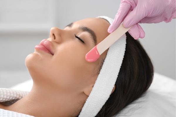 Lip & Chin Wax
