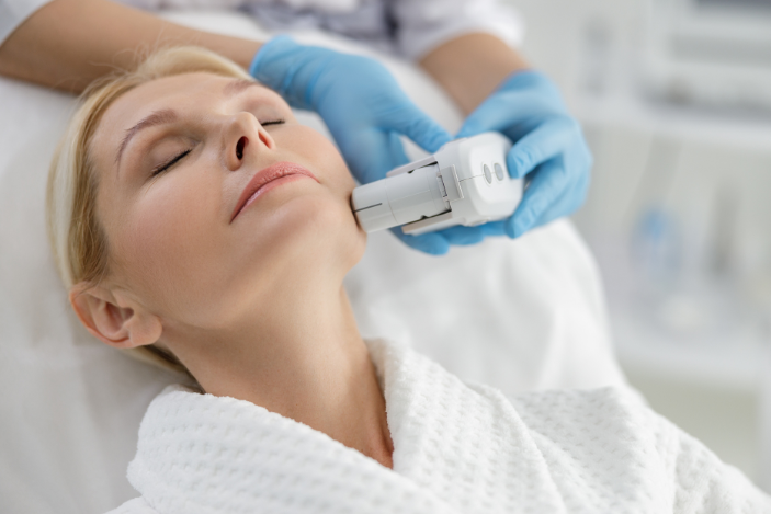CACI Jowl Lift