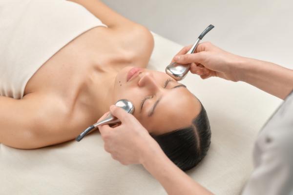 Comfort Zone Hydra Glow Facial