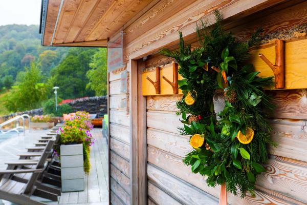 Wreath & Wellness Spa Day