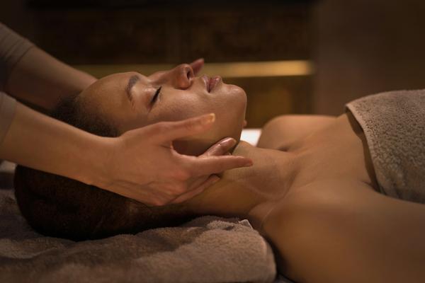 The Jaw Release Facial | 60' – 3 Courses