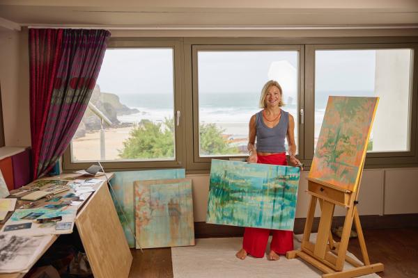 An Evening with Hannah Davies