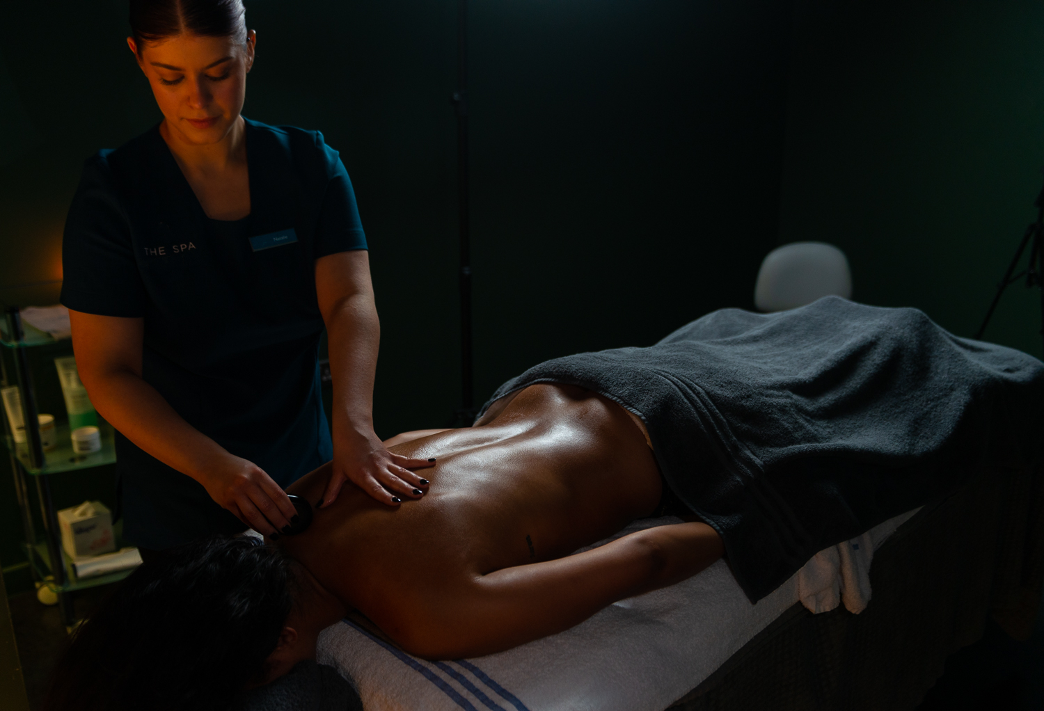 Hot Stone Massage 55 Minutes