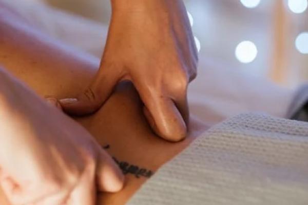 Freestyle Deep Tissue Back, Neck and Shoulder Massage