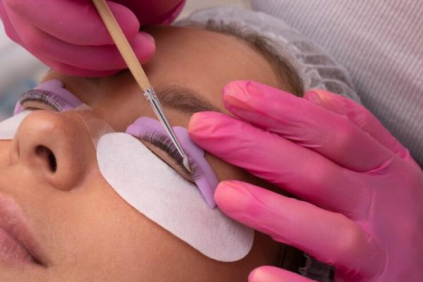Eyelash Lift with Tint