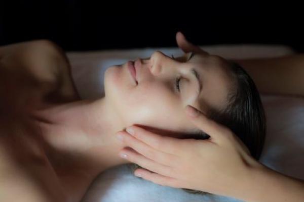 TEMPLESPA - All about the glow Facial - 60 Mins