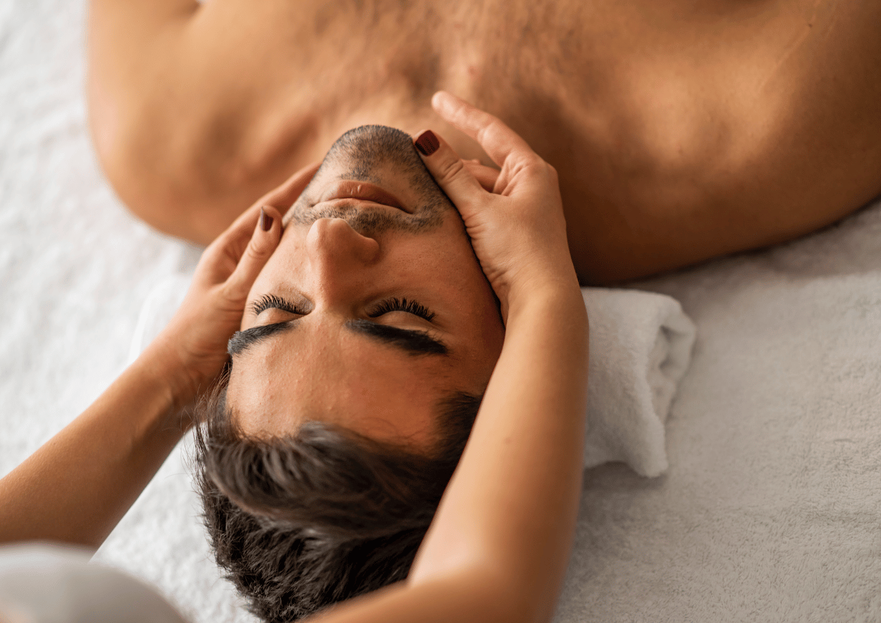 OSKIA Gentlemens Facial