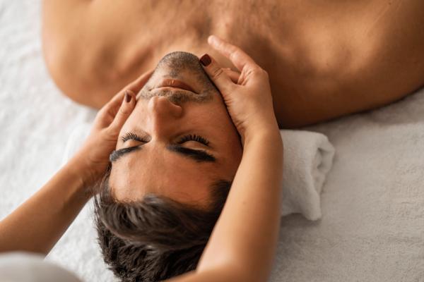 OSKIA Gentlemens Facial