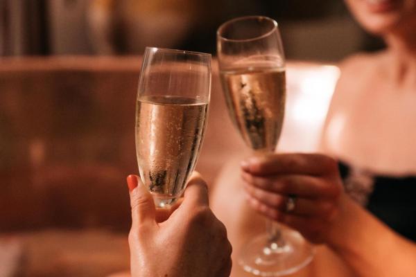 Package: Copper Room & Lunch