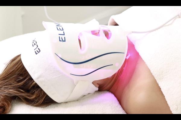Elemis Express LED Light Therapy Facial