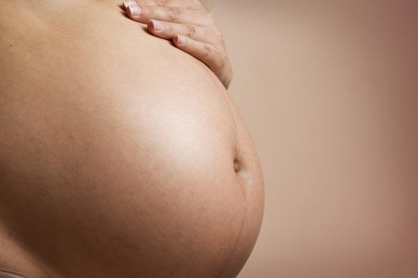 Elemis Peaceful Pregnancy Back, Neck & Shoulder Massage