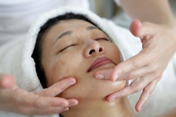 Elemis Taster Facial