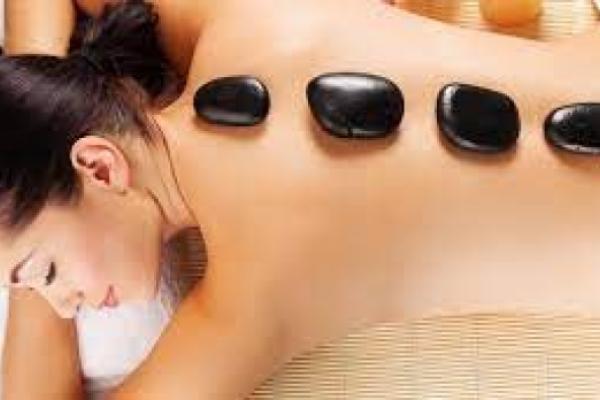 Elemis Deeper Than Deep Back of the Body Hot Stone Massage