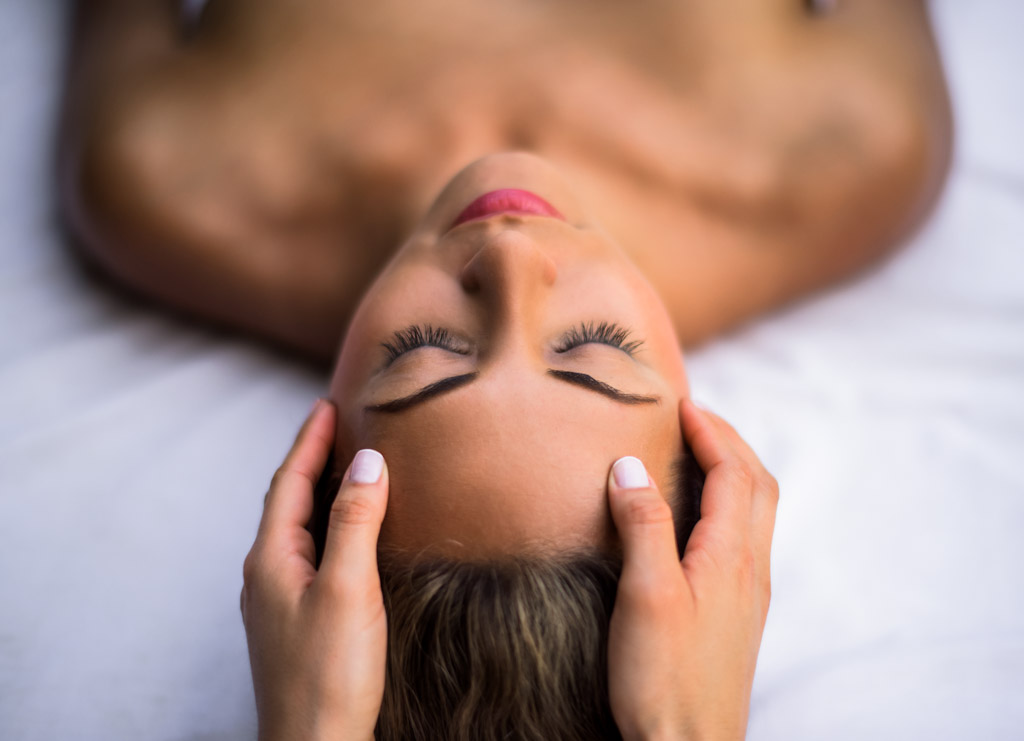 Body & Face Massage - 50 min