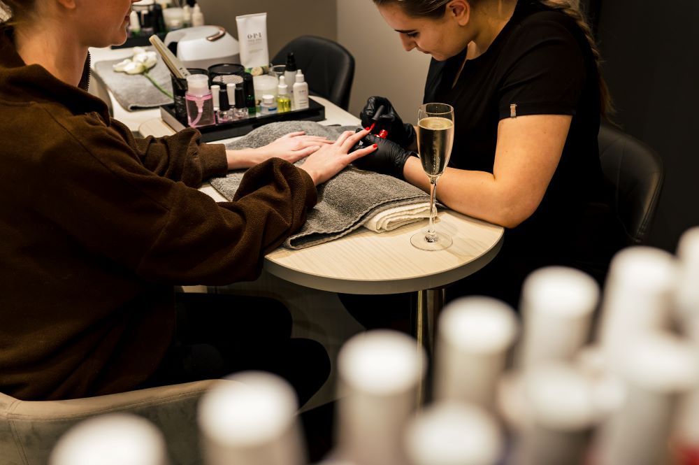 Express Gel Manicure