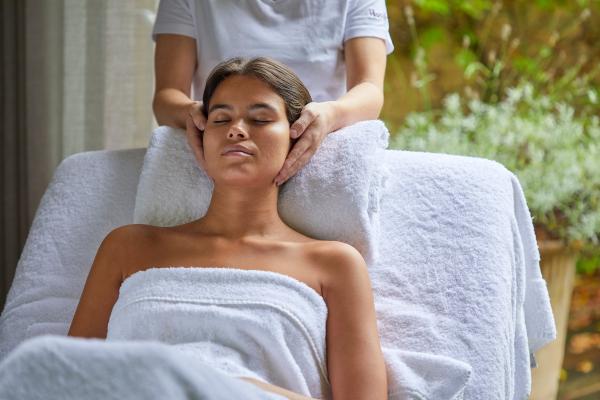 90m Bamford Signature Facial