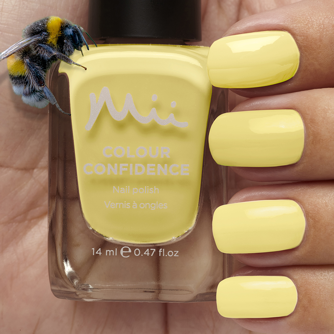 Gel polish infills (finger nails) / kynsihuolto 75 min
