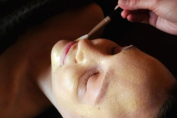 Truffle Celebration Deluxe Facial
