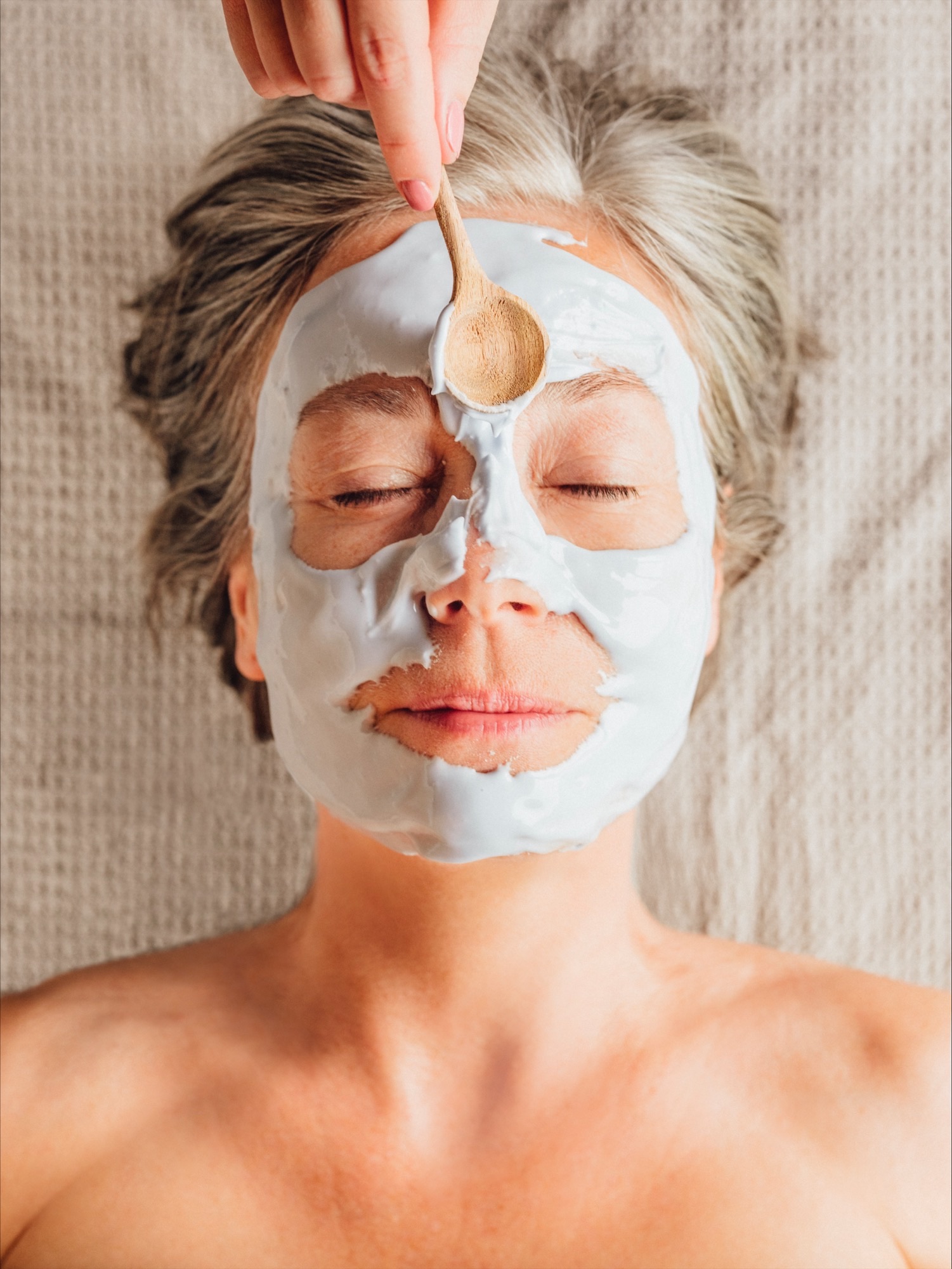 Sansa - Luxury Facial - 90 min