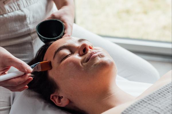 Javnvág - Customized Balancing Facial - 60 min